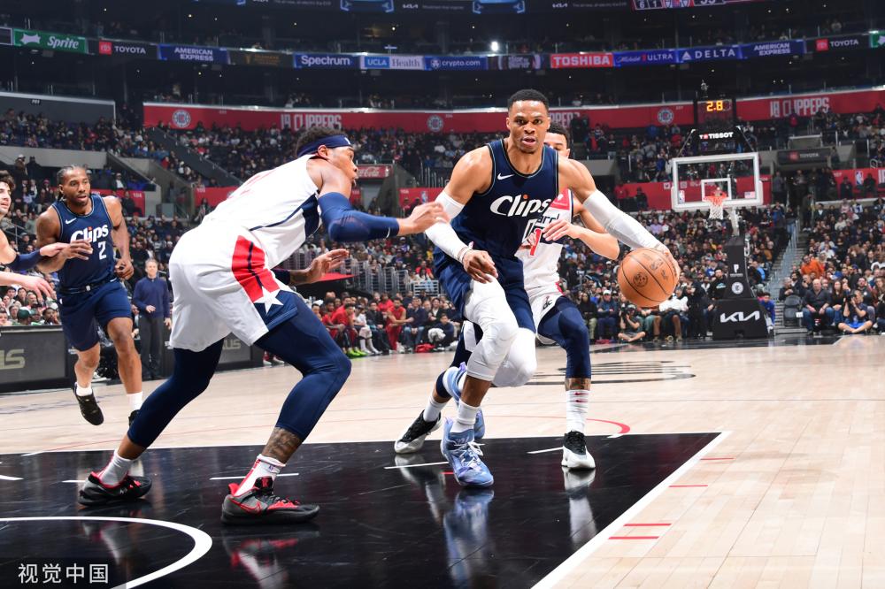 爆发出惊人 爆发出惊人