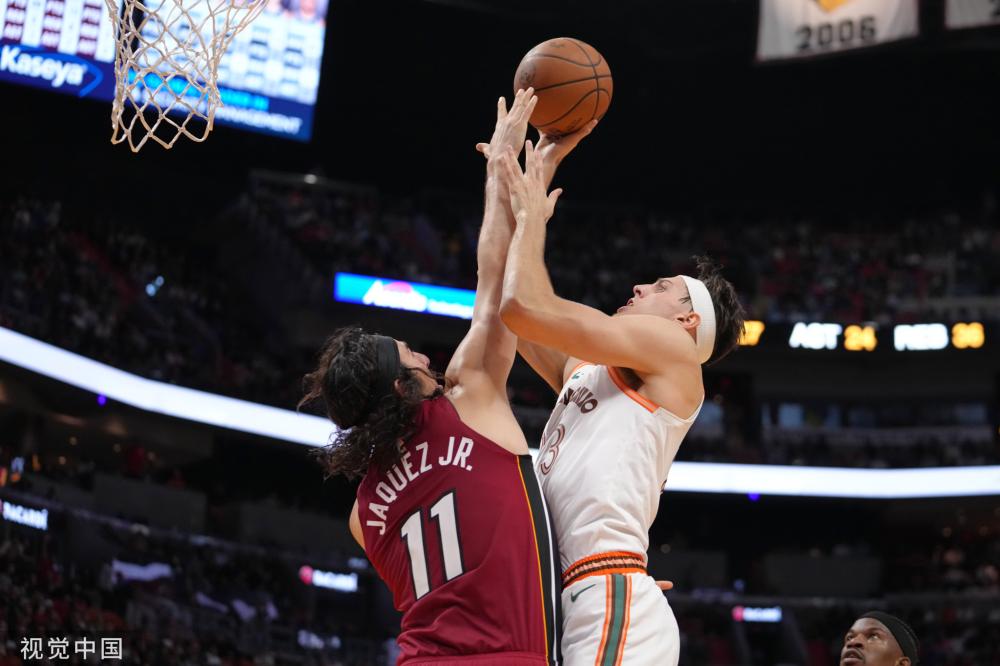 容的深意 容的深意