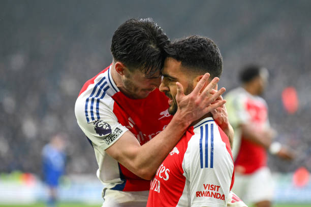 迷们留下了 迷们留下了